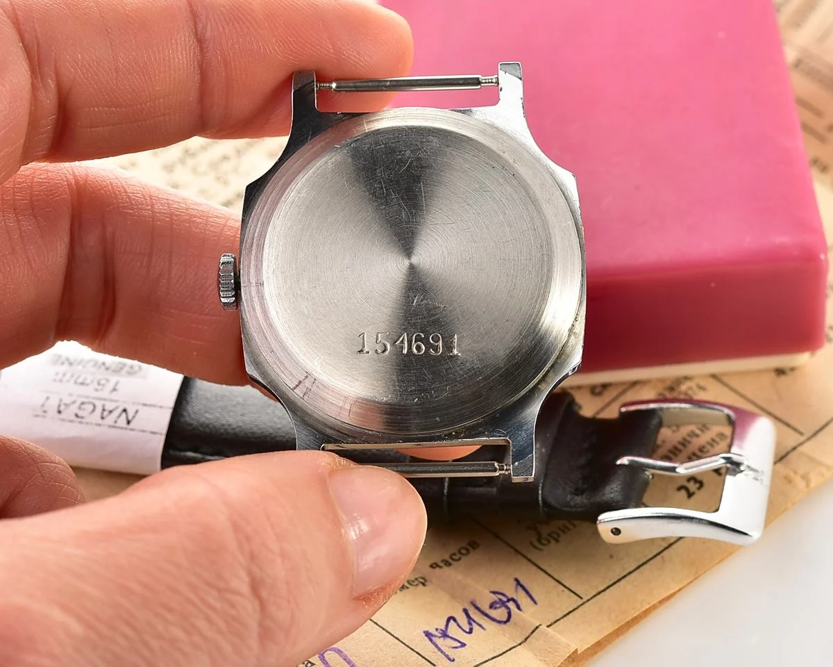 TIME CAPSULE: Soviet mechanical Pobeda watch in box – New Old Stock (NOS)!