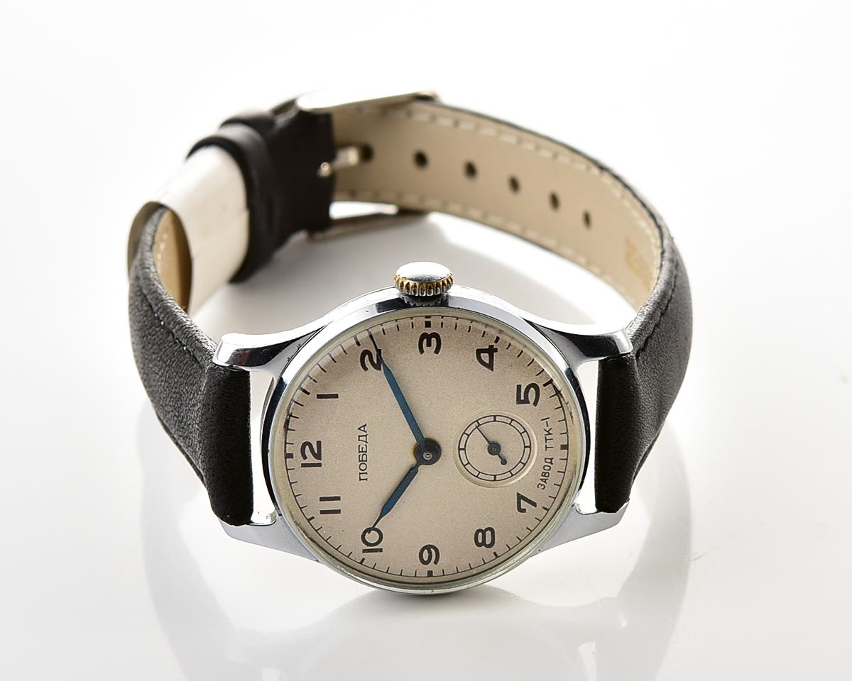 RARE: Excellent soviet mechanical watch POBEDA TTK-1 from the 4th quarter of 1953!