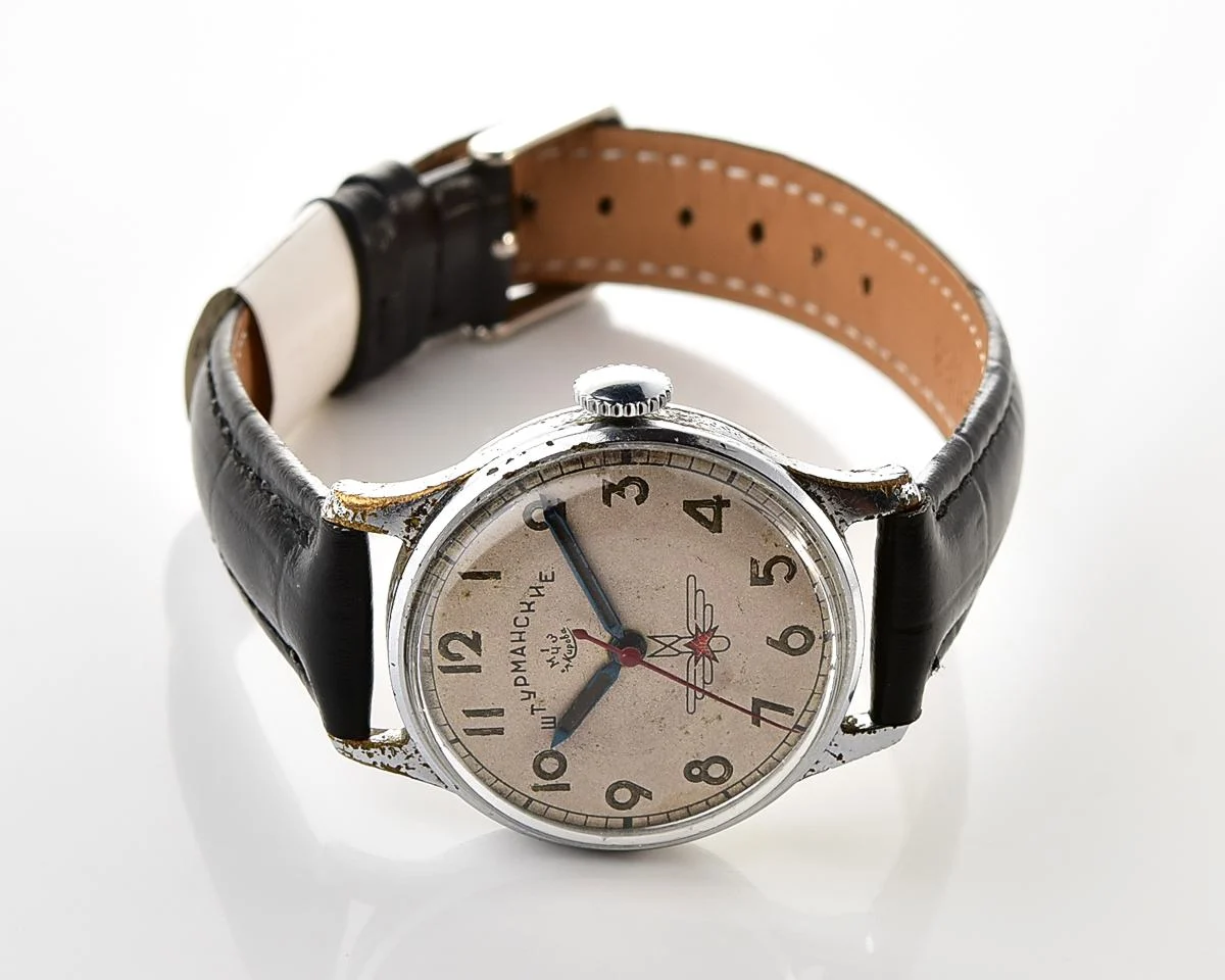 Rare: Sturmanskie Type 1 Soviet mechanical watch from 1952 - the original Air Force pilot's watch!