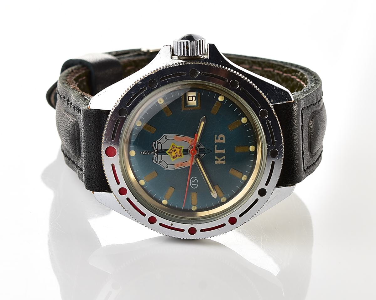 Excellent Komandirskie KGB mechanical wristwatch