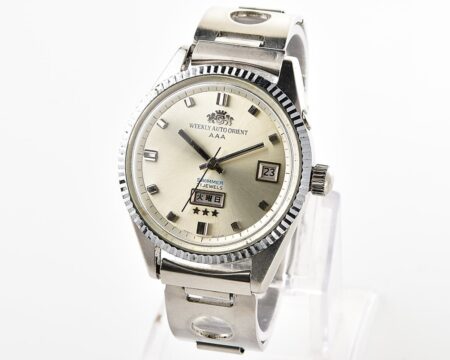 Vintage Orient Weekly Auto AAA Swimmer – Silver Sunburst Day-Date Automatic from 1960s