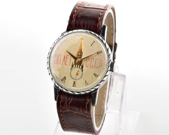 Vintage Soviet mechanical Pobeda wrist watch with Kremlin