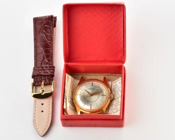 Vintage Soviet gold-plated Raketa Baltica mechanical watch, 50 years anniversary of October 1917 revolution!