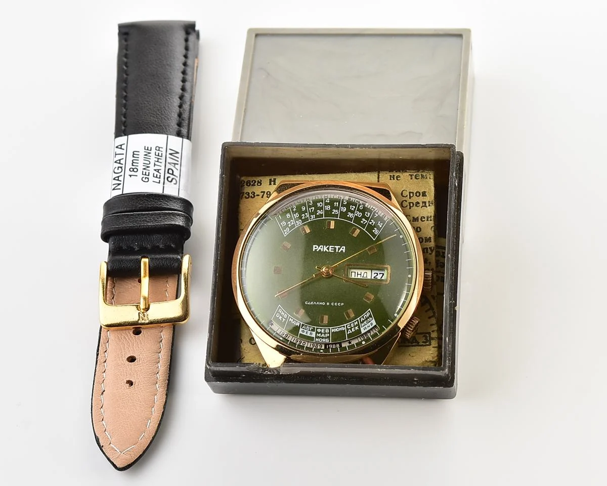 TIME CAPSULE: Vintage Soviet Raketa gold-plated perpetual calendar watch – New Old Stock (NOS)!