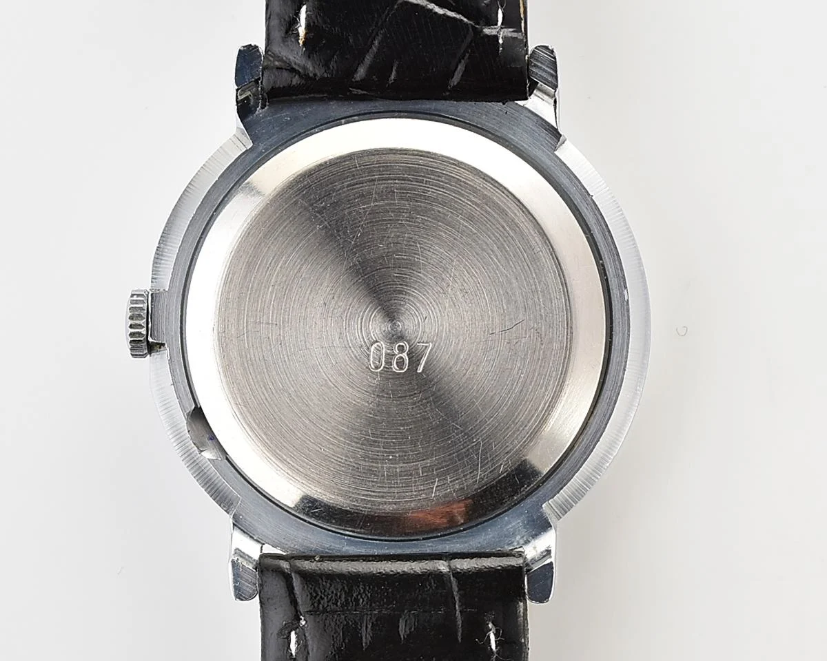 Excellent Soviet mechanical Raketa wristwatch