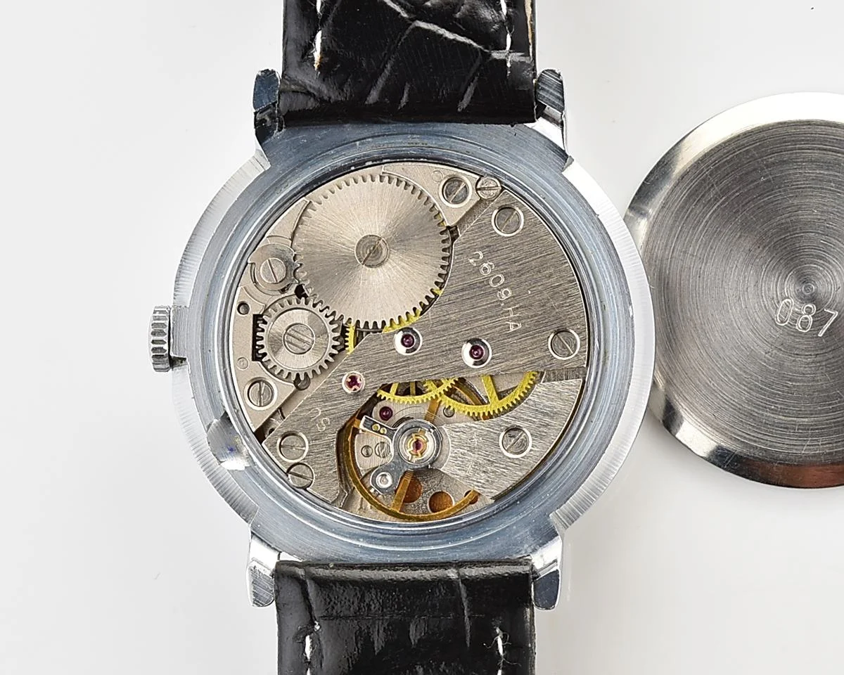Excellent Soviet mechanical Raketa wristwatch