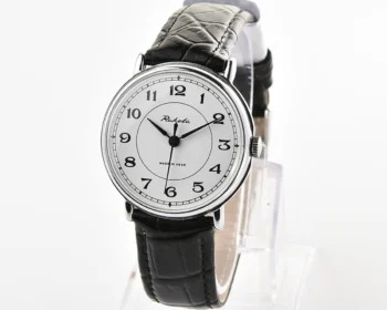 Excellent Soviet mechanical Raketa wristwatch