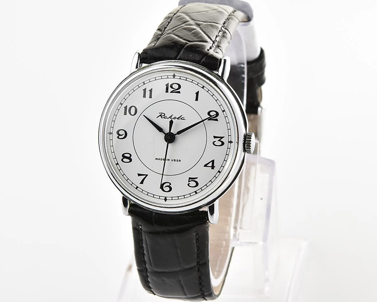 Excellent Soviet mechanical Raketa wristwatch
