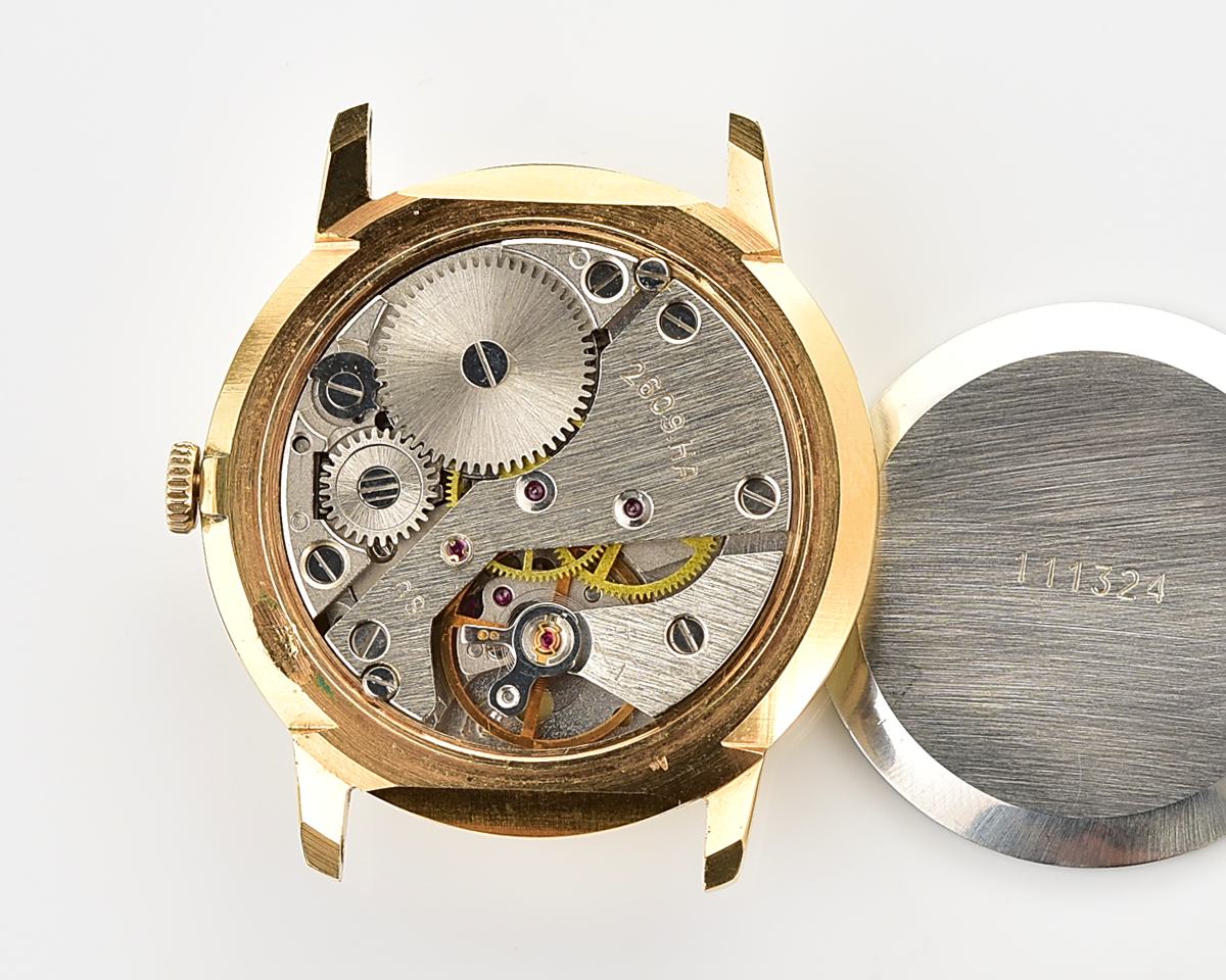 TIME CAPSULE: Vintage gold-plated soviet Raketa watch, export version, New Old Stock(NOS)!