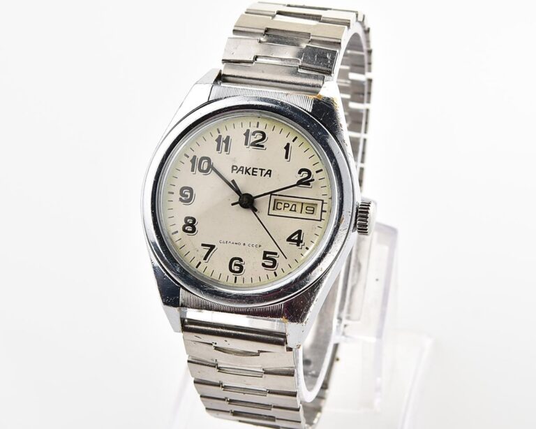 RAKETA vintage mechanical wristwatch with double calendar