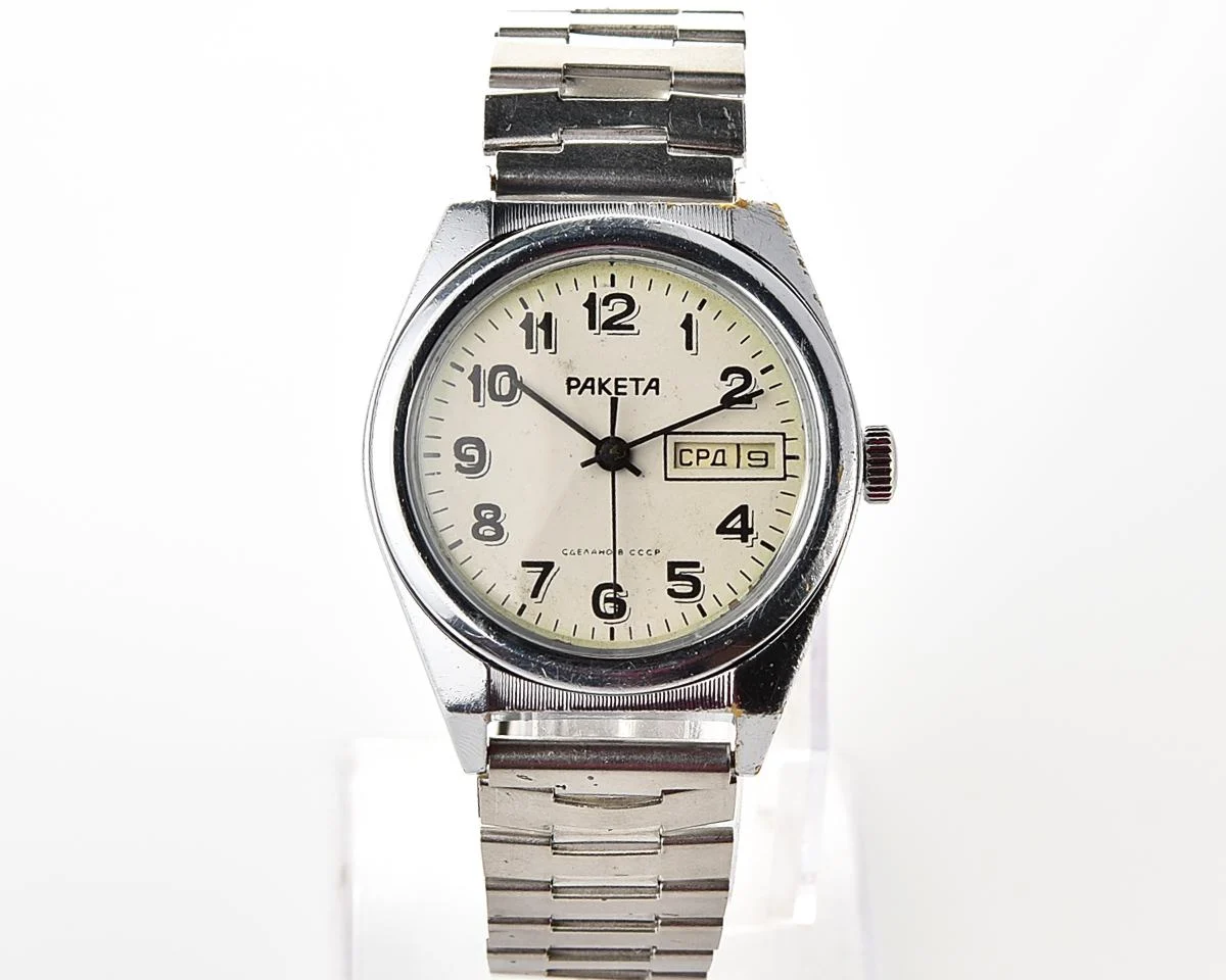 Raketa vintage mechanical wristwatch with double calendar