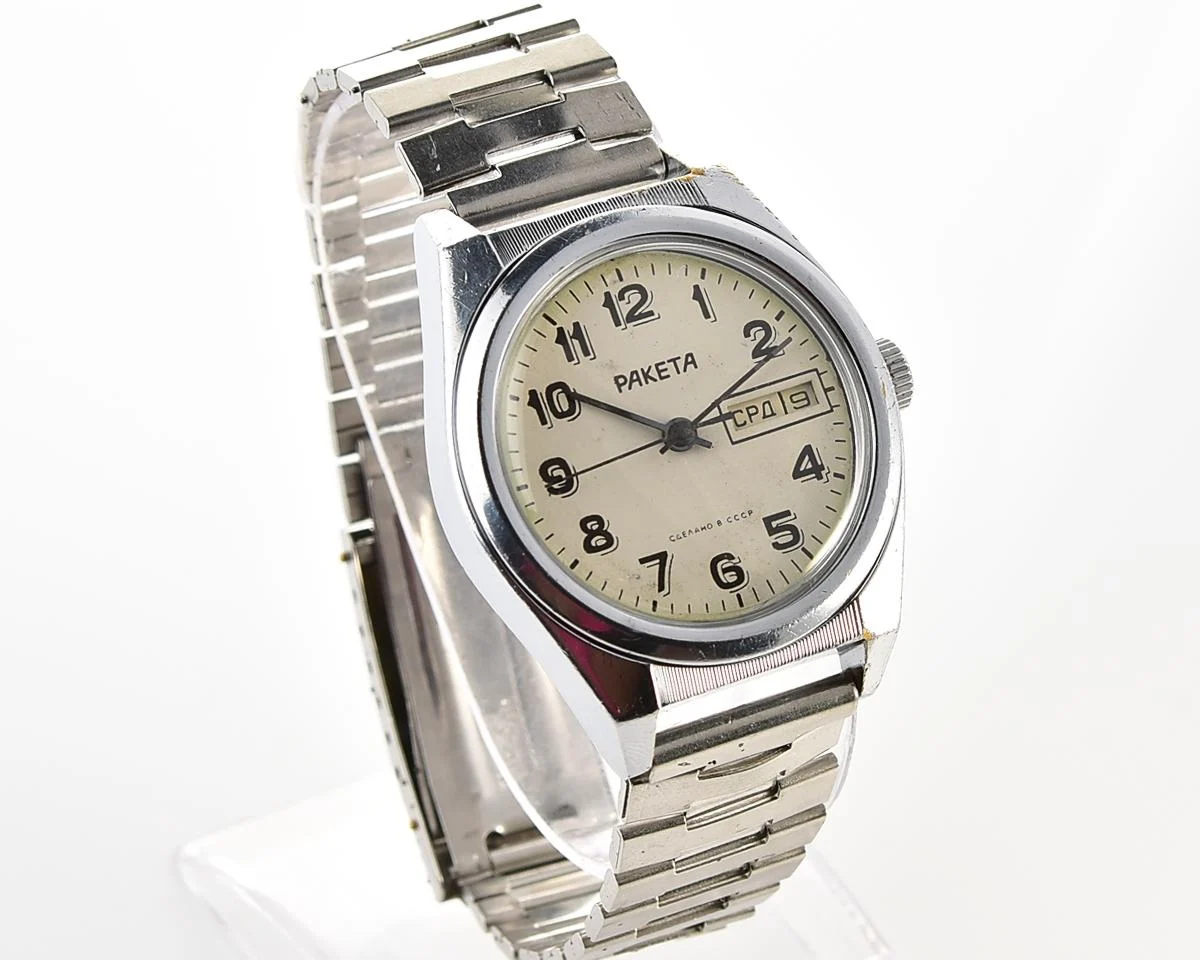 Raketa vintage mechanical wristwatch with double calendar