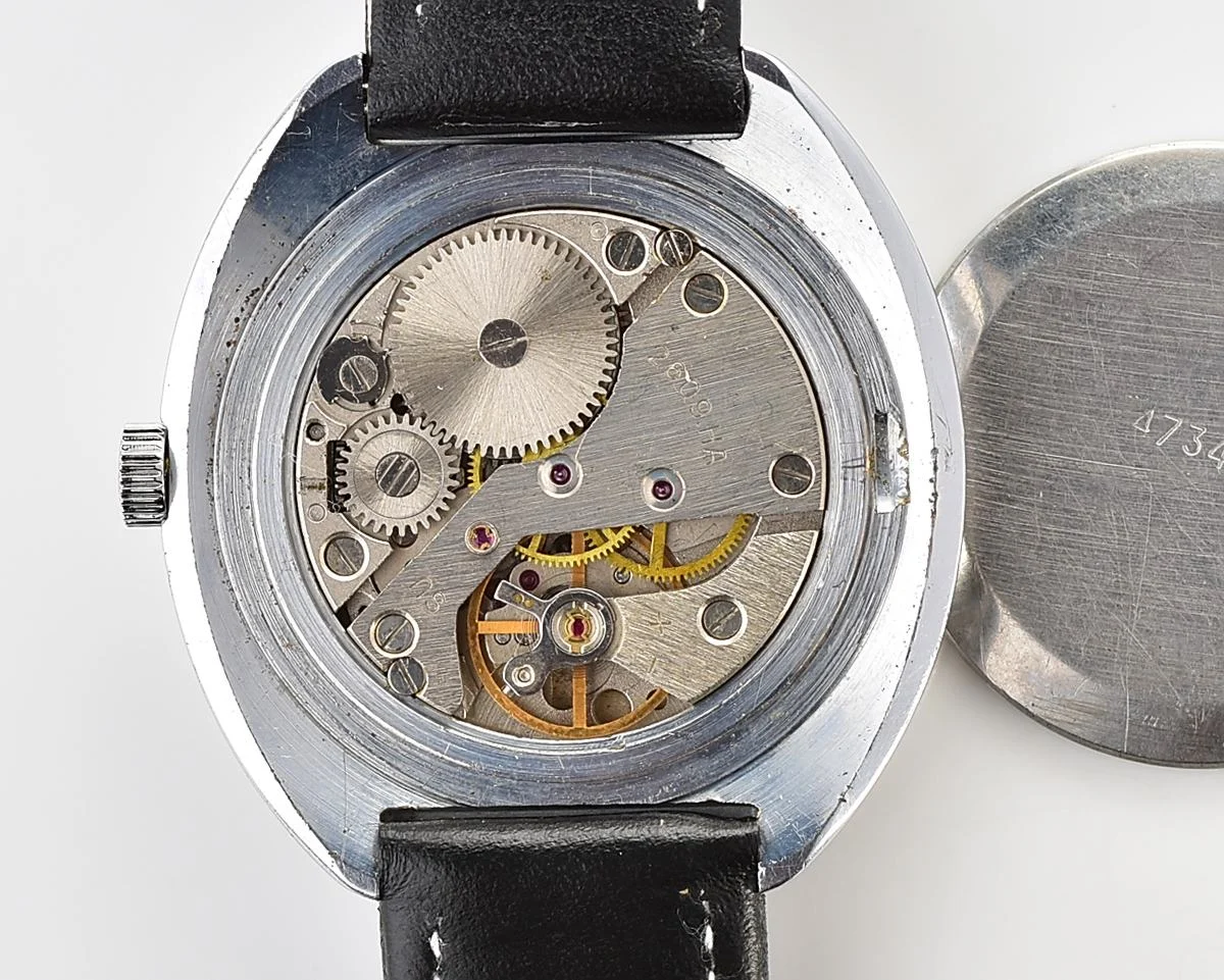 Excellent Soviet Raketa vintage mechanical wristwatch