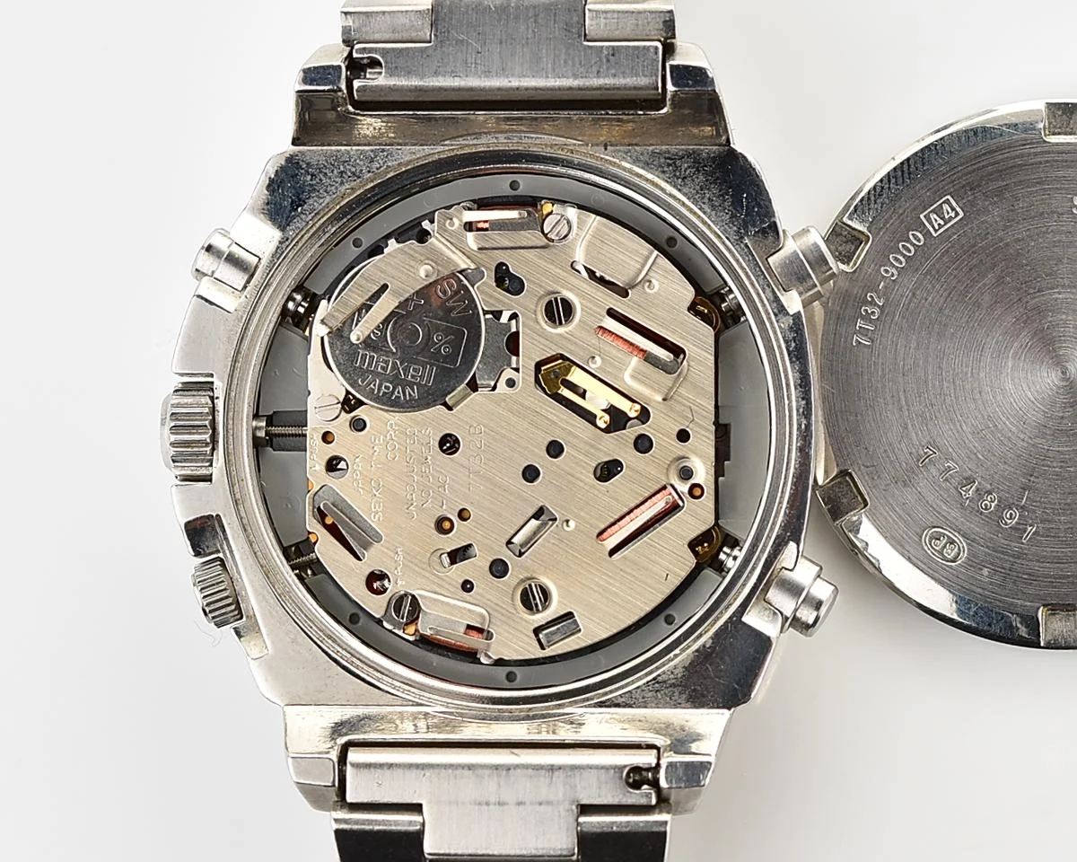 Vintage 1997 Seiko SUS Black Dial Quartz Alarm Chronograph with Telemeter and Tachymeter Scales