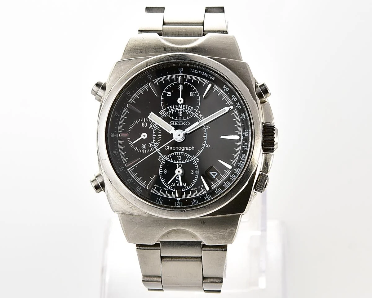 Vintage 1997 Seiko SUS Black Dial Quartz Alarm Chronograph with Telemeter and Tachymeter Scales