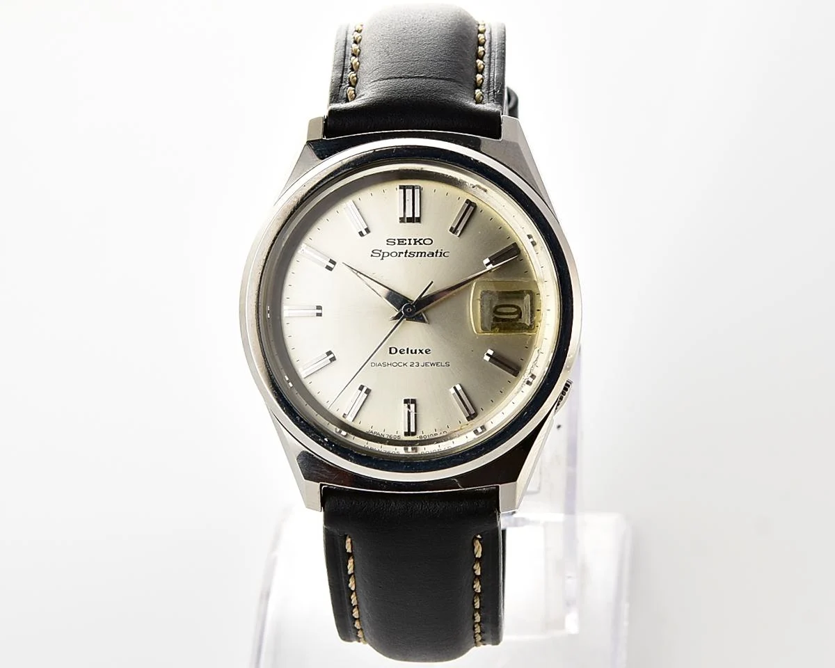 Vintage Seiko Sportsmatic Deluxe with Sunburst Silver Dial from October 1966