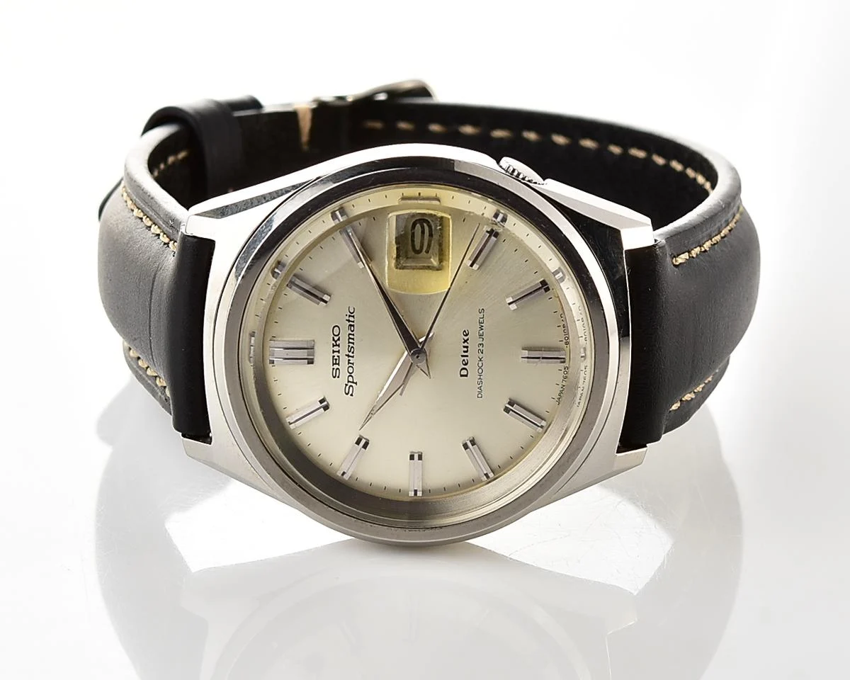 Vintage Seiko Sportsmatic Deluxe with Sunburst Silver Dial from October 1966