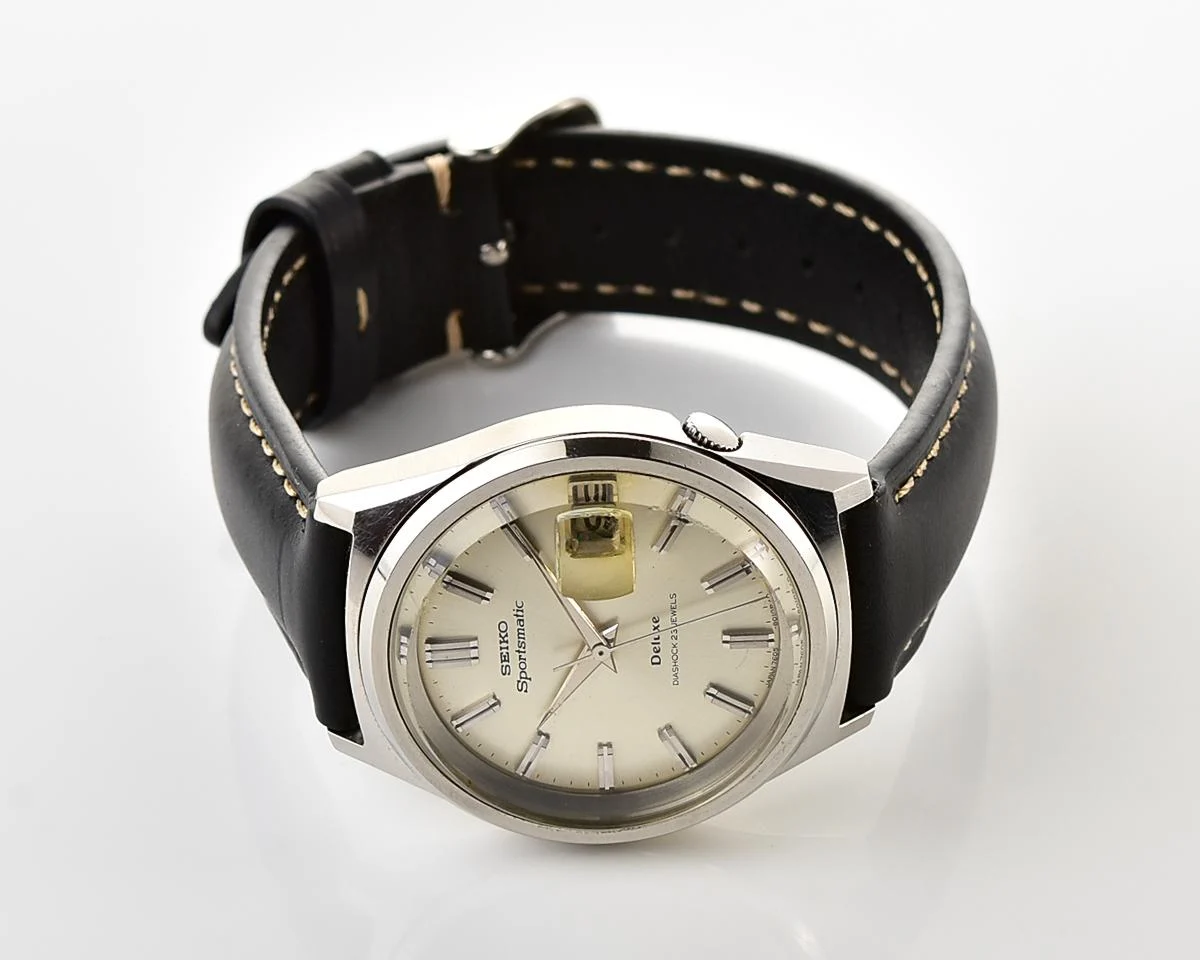 Vintage Seiko Sportsmatic Deluxe with Sunburst Silver Dial from October 1966