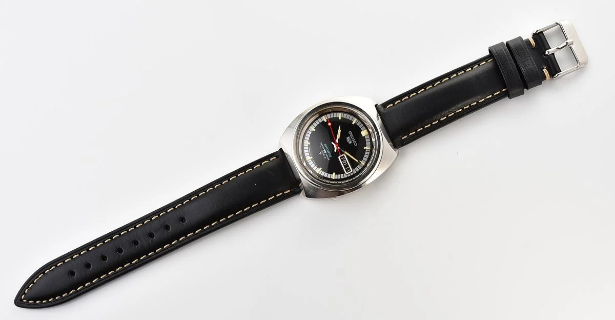 Vintage Seiko 5 Sports 