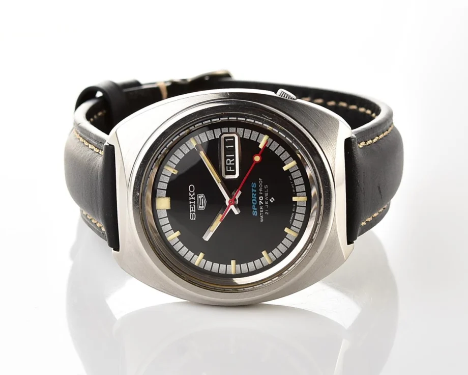 Vintage Seiko 5 Sports 