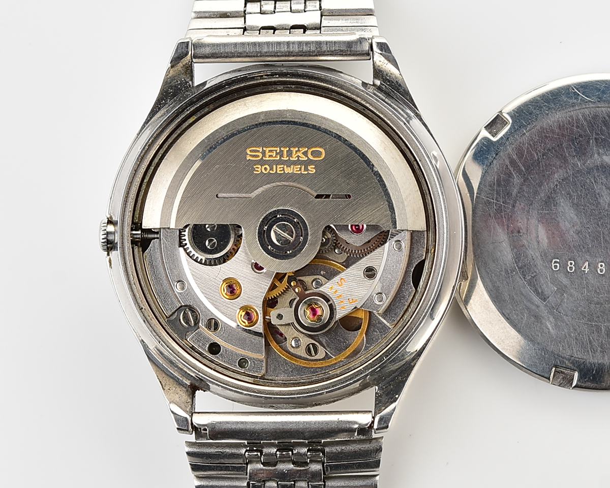 Vintage Seiko Seikomatic-R 30 Jewels Automatic wristwatch, from August 1966