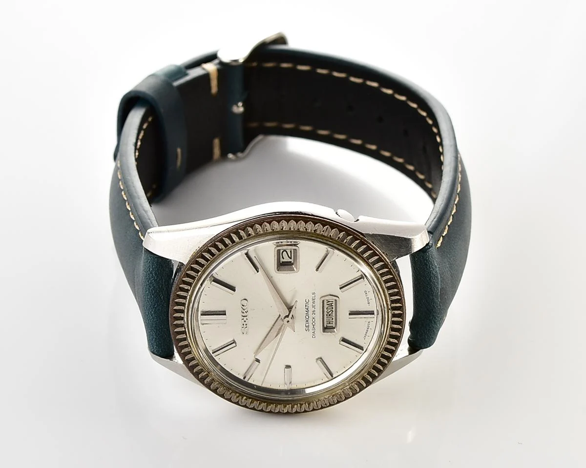 Vintage Seiko Seikomatic Weekdater - Two-Tone Fluted Bezel Day-Date Automatic from July 1965