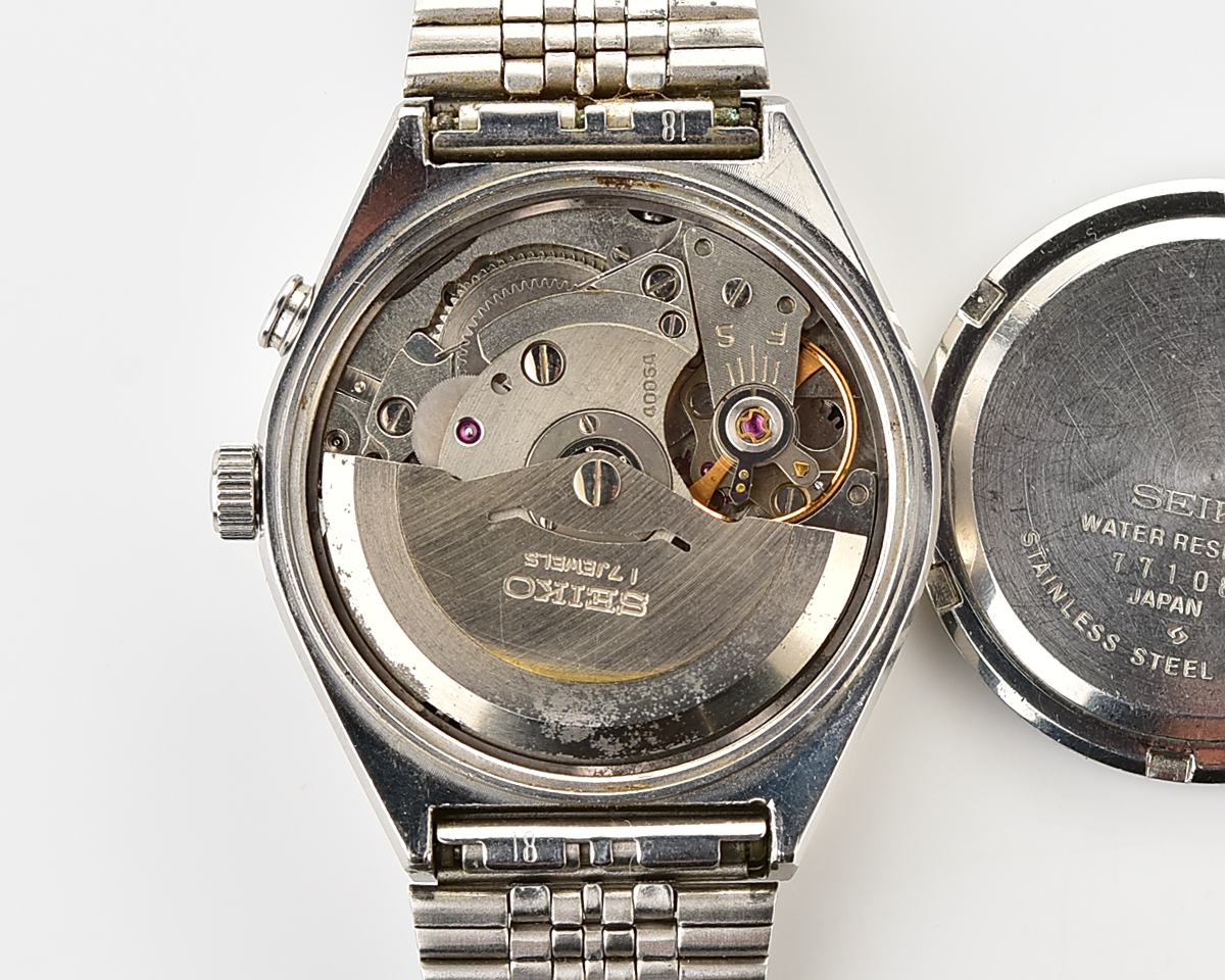 Seiko Bell-Matic 17 jewels mechanical wristwatch with alarm, late production July 1977!