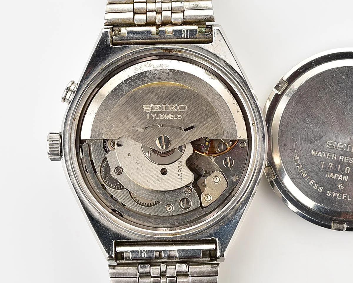 Seiko Bell-Matic 17 jewels mechanical wristwatch with alarm, late production July 1977!