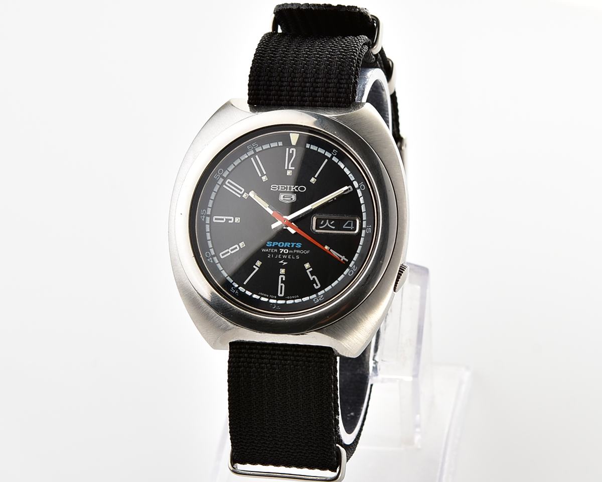Vintage Seiko 5 Sports "Water 70m Proof" JDM Edition from December 1970