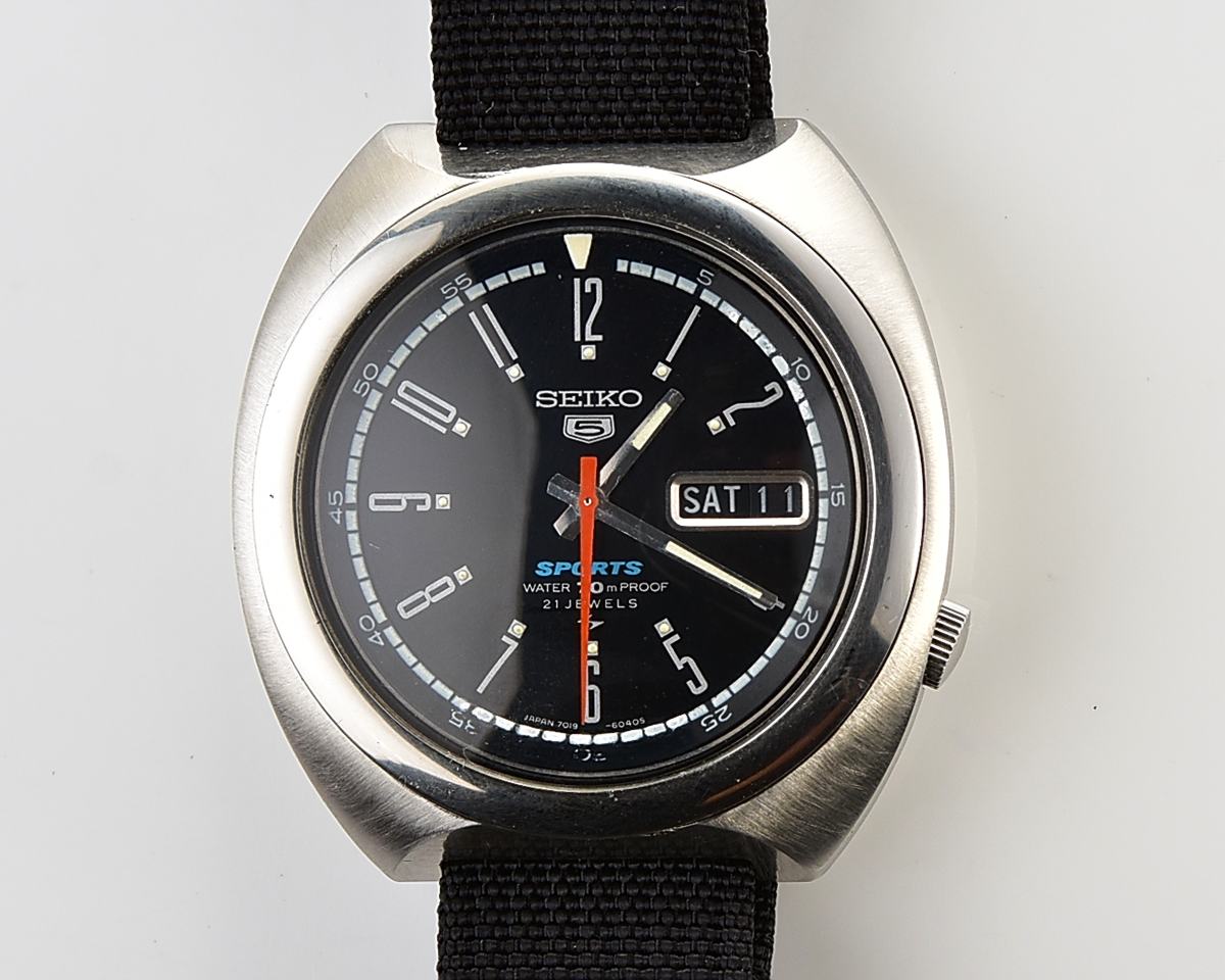 Vintage Seiko 5 Sports "Water 70m Proof" JDM Edition from December 1970
