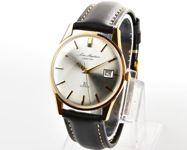 Vintage Seiko Skyliner Calendar 21 Jewels mechanical watch from March 1965