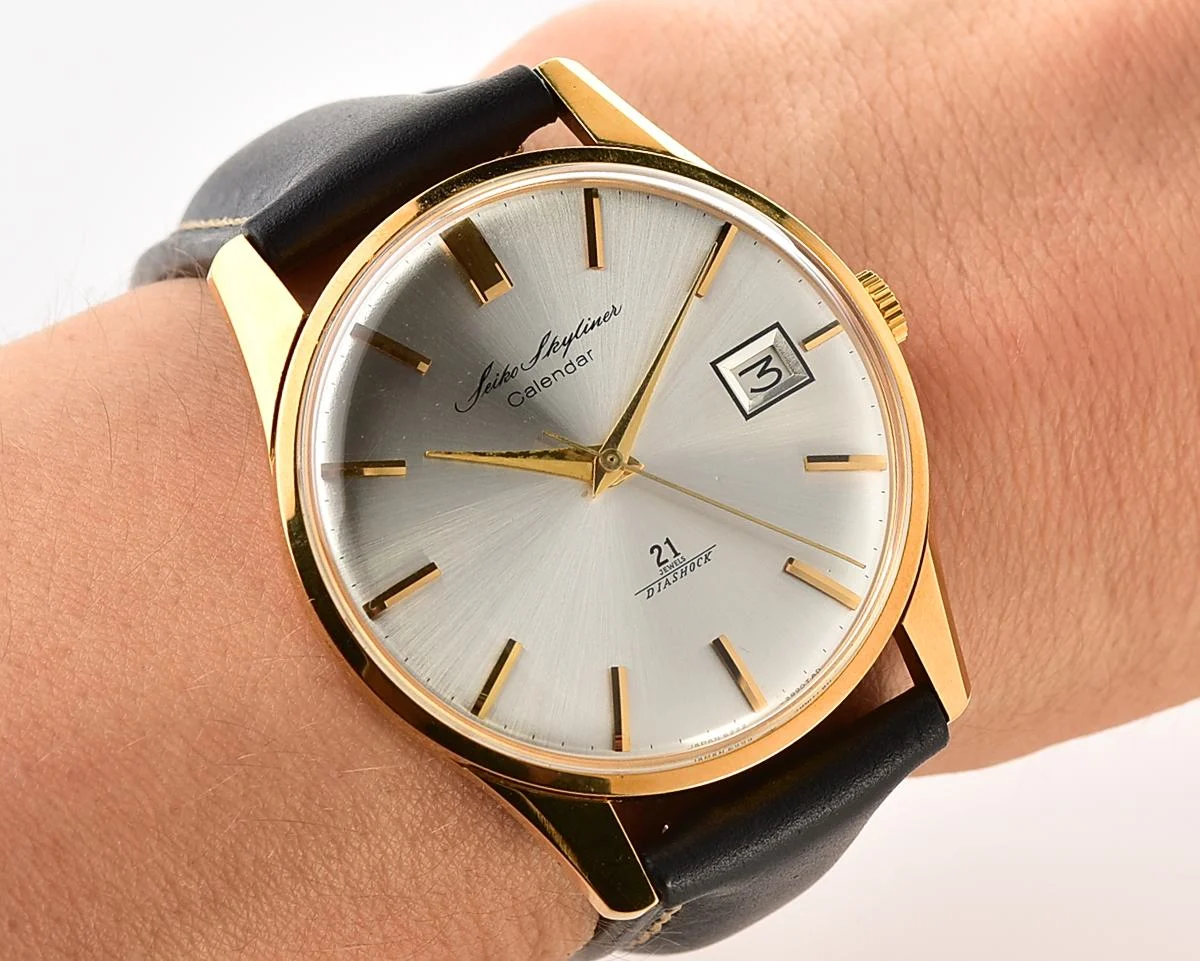 Vintage Seiko Skyliner Calendar 21 Jewels mechanical watch from