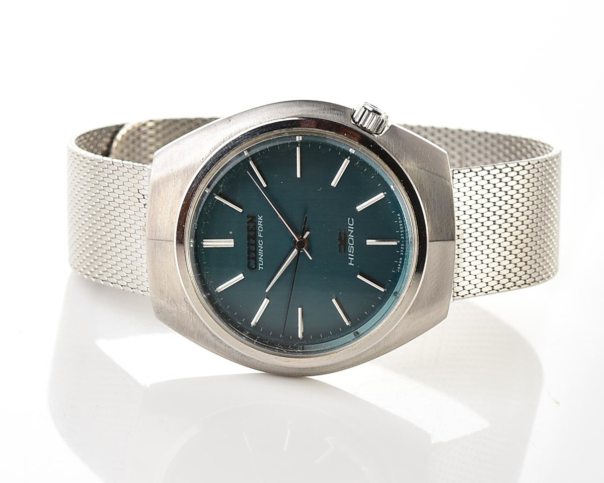 Vintage Citizen Hisonic Tuning Fork – Teal Sunburst Dial from January 1975