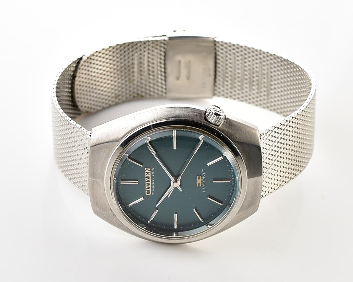 Vintage Citizen Hisonic Tuning Fork – Teal Sunburst Dial from January 1975