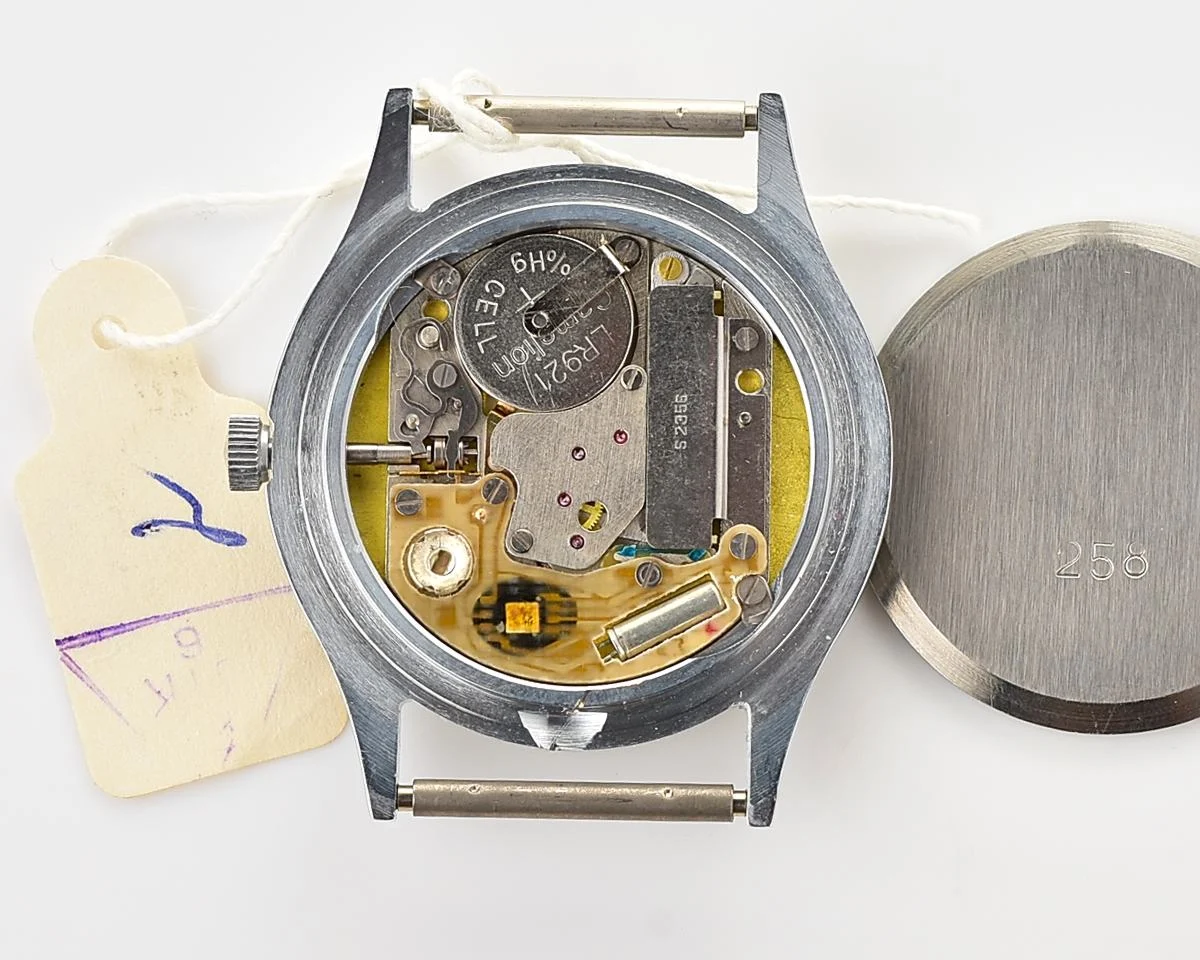 TIME CAPSULE: Slava wristwatch with quartz movement - New Old Stock (NOS)!