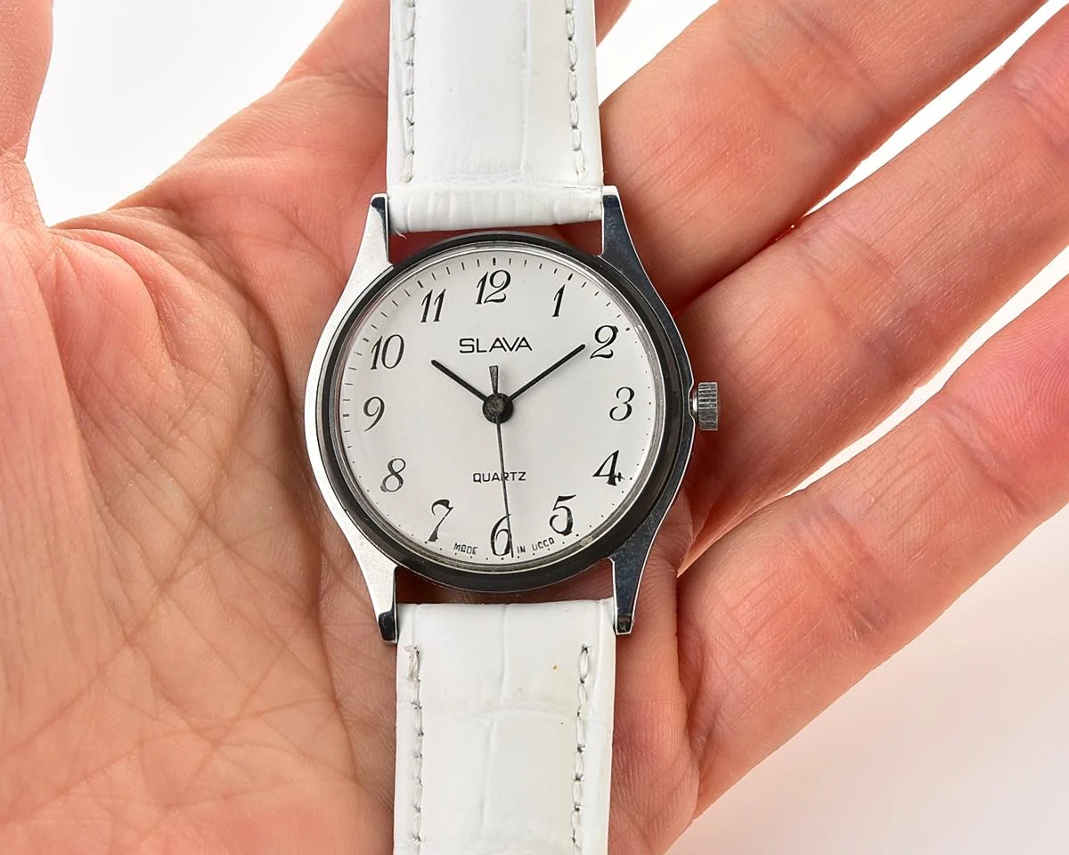 TIME CAPSULE: Slava wristwatch with quartz movement - New Old Stock (NOS)!