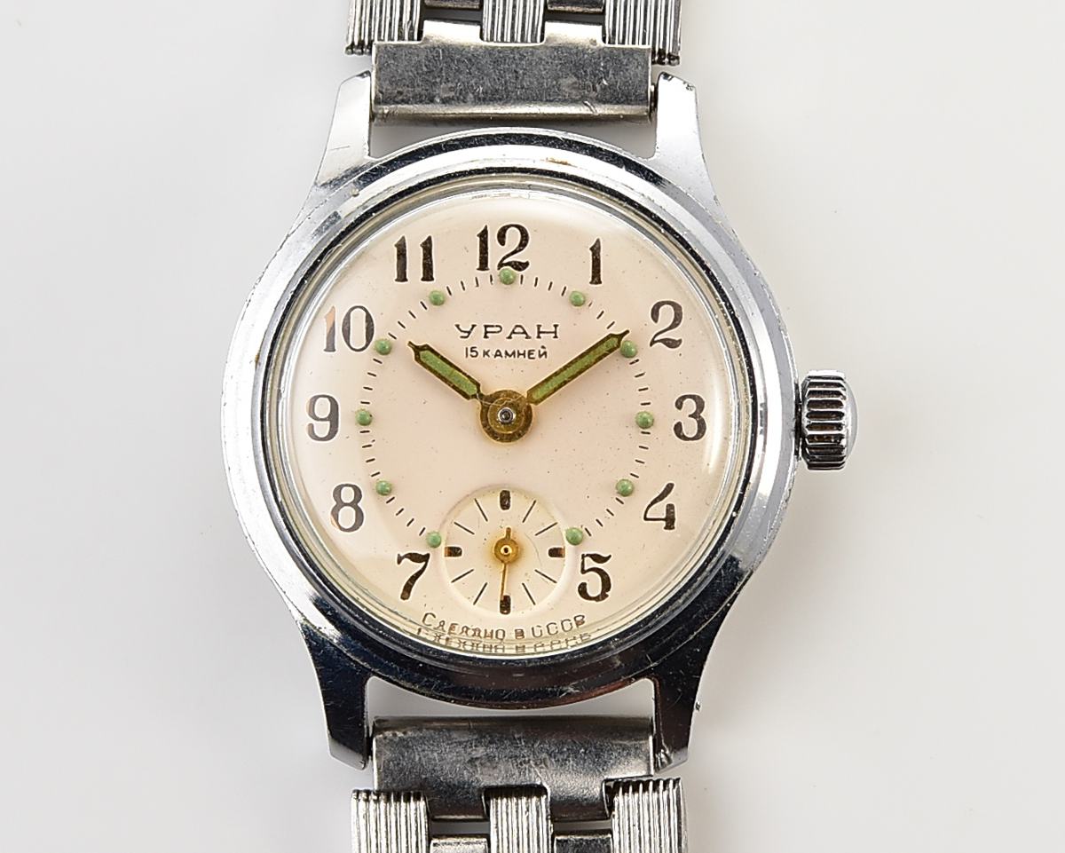 Excellent vintage soviet URAN mechanical wristwatch