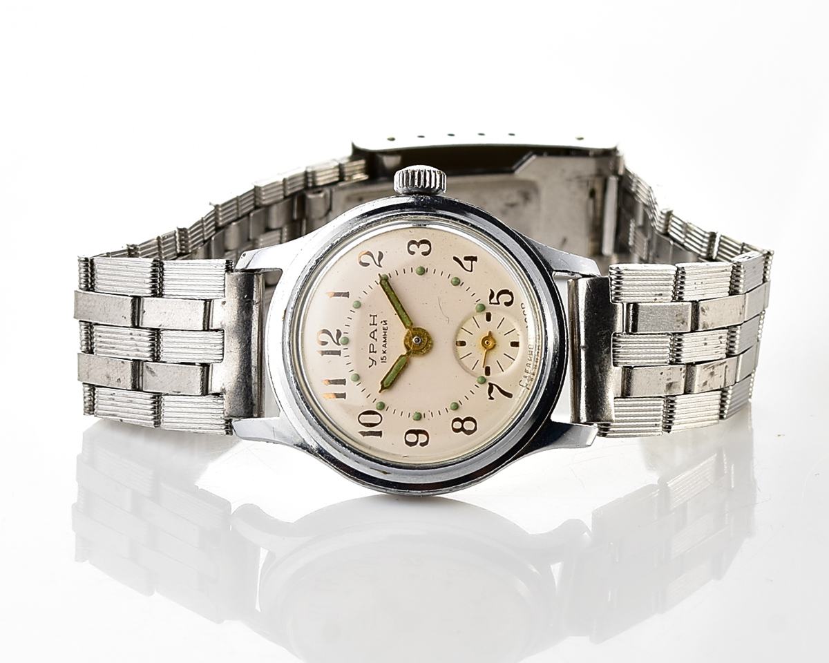 Excellent vintage soviet URAN mechanical wristwatch