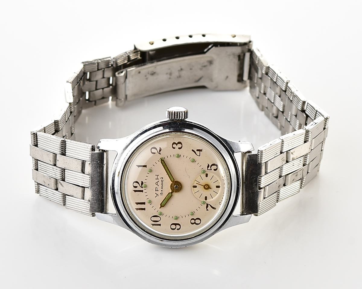 Excellent vintage soviet URAN mechanical wristwatch