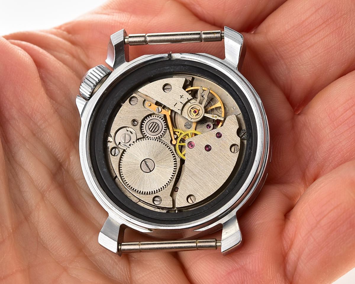 TIME CAPSULE: Vostok Commander’s Junior mechanical watch – New Old Stock(NOS)!