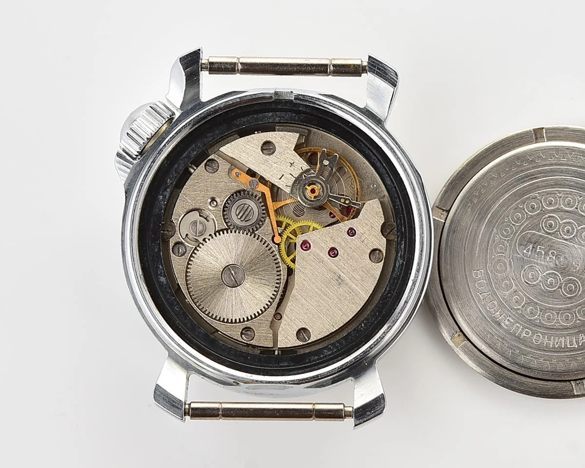 TIME CAPSULE: Vostok Commander’s Junior mechanical watch – New Old Stock (NOS)!