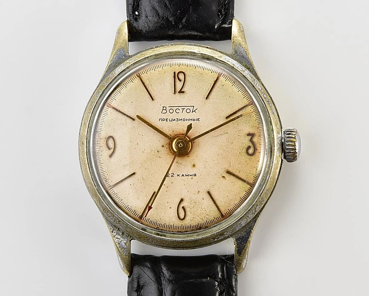 Original Soviet Wostok (Vostok) mechanical wrist watch, early domestic version!