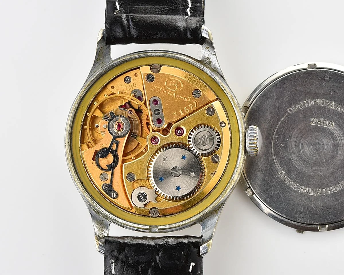 Original Soviet Wostok (Vostok) mechanical wrist watch, early domestic version!