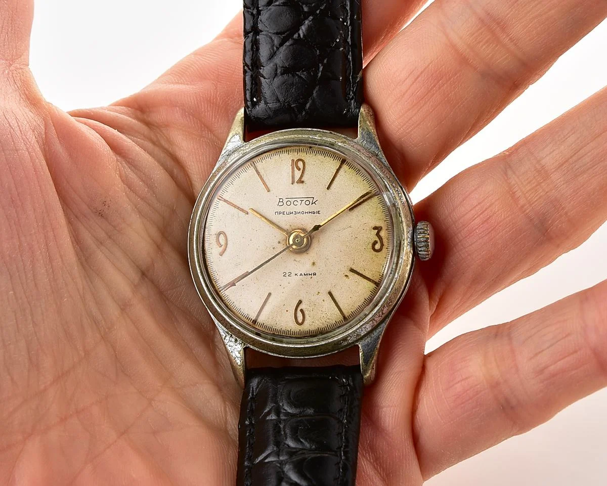 Original Soviet Wostok (Vostok) mechanical wrist watch, early domestic version!