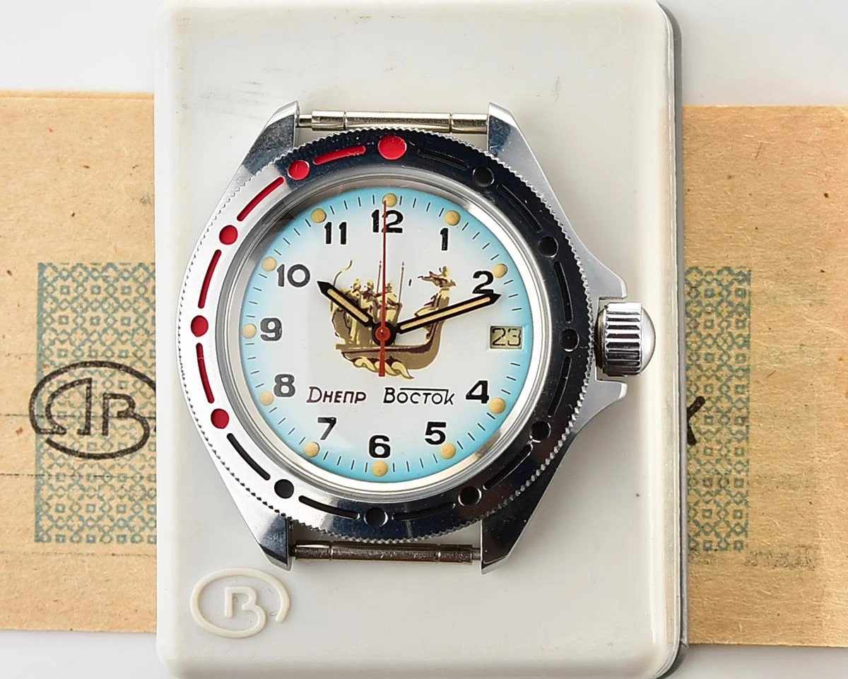 TIME CAPSULE: Vostok Komandirskie mechanical watch – New Old Stock (NOS)!