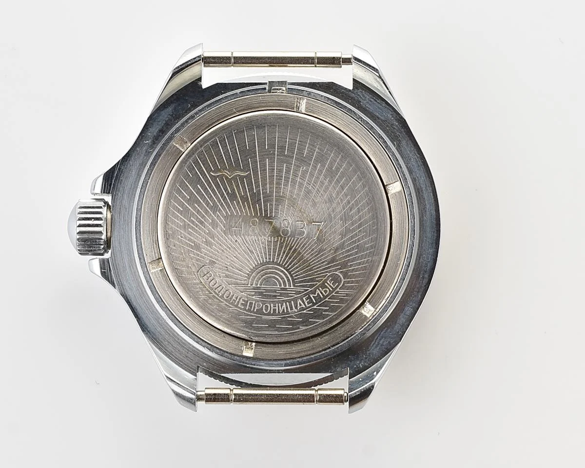 TIME CAPSULE: Vostok Komandirskie mechanical watch – New Old Stock (NOS)!