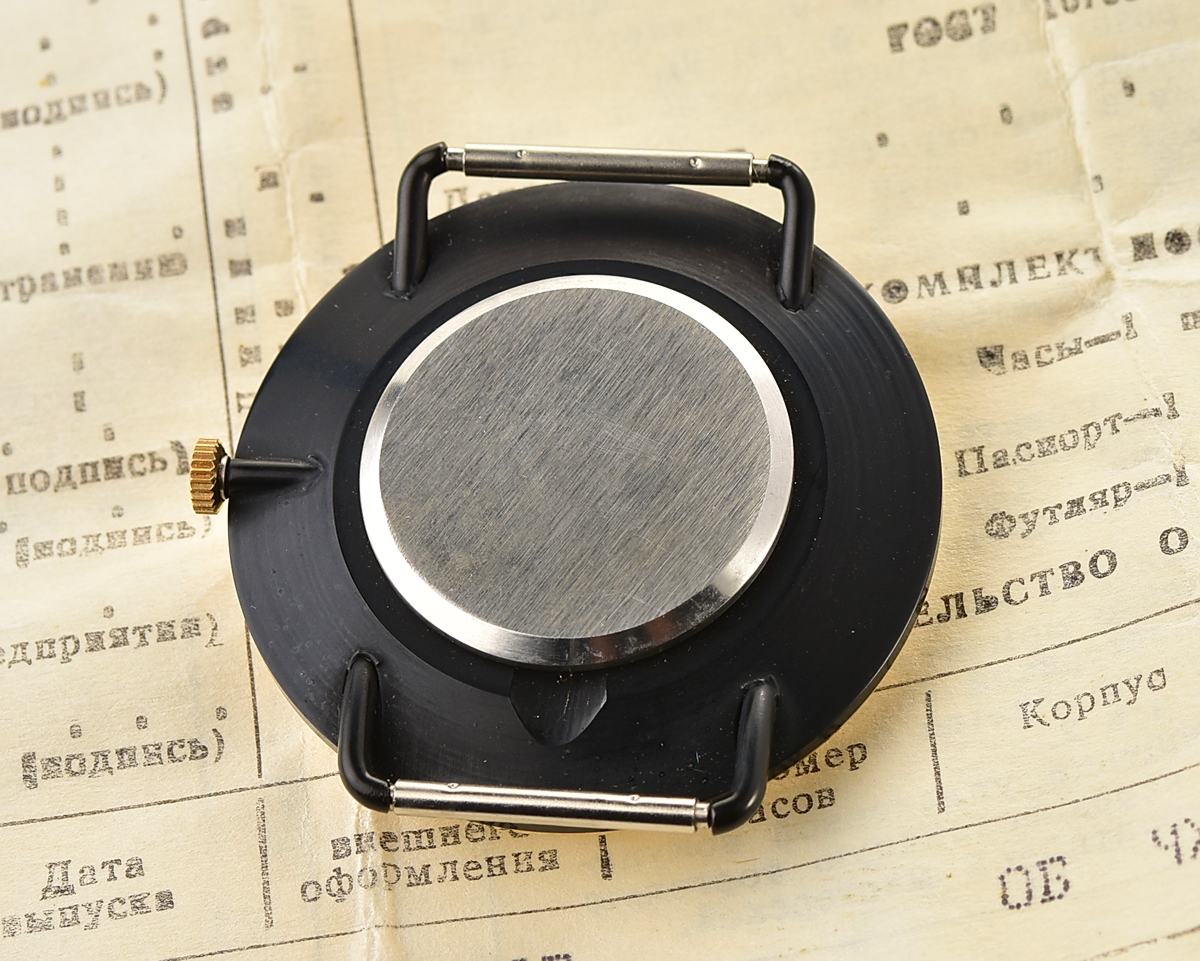 TIME CAPSULE: ZARIA soviet mechanical watch – New Old Stock(NOS)!