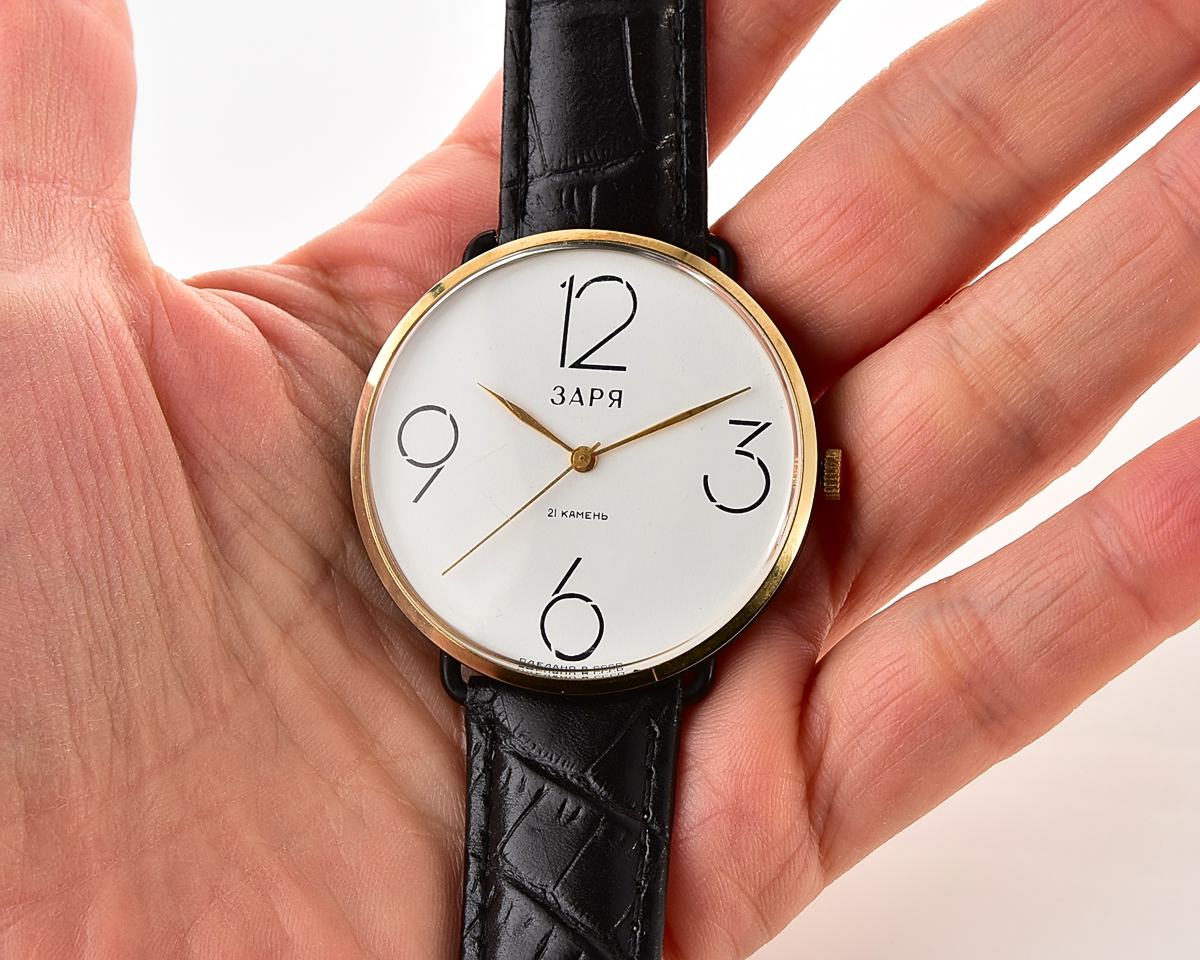 TIME CAPSULE: ZARIA soviet mechanical watch – New Old Stock(NOS)!