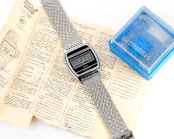 Large vintage USSR digital watch Electronika 5 - with box and papers!