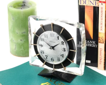 Molnija "Ice Block" Soviet vintage mechanical table clock